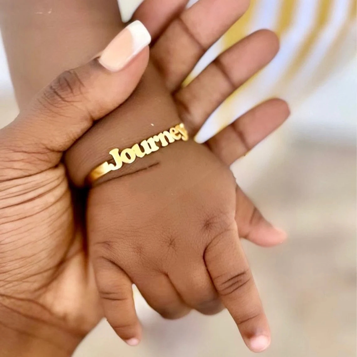 Gepersonaliseerde aangepaste k - Cuff Bangle Bracelet recensie en prijs