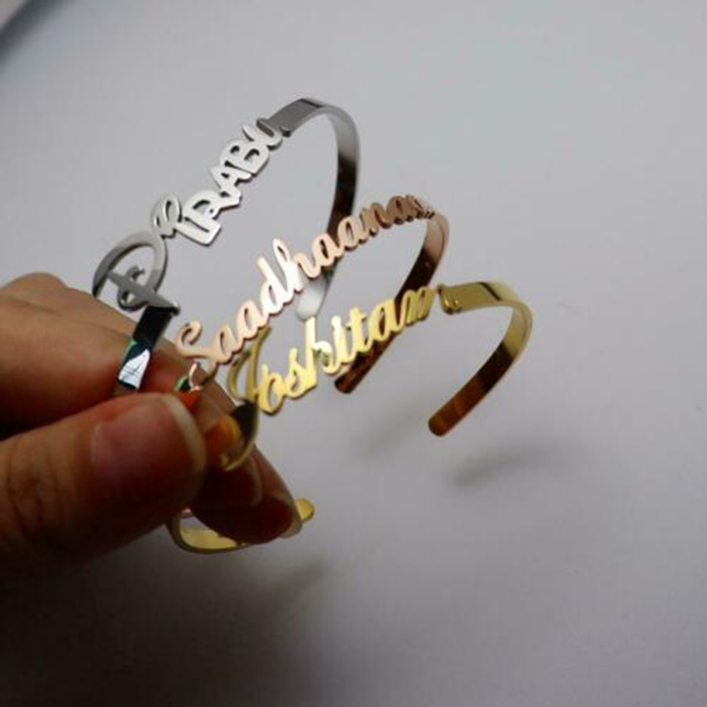Gepersonaliseerde Aangepaste N - Cuff Bangle Bracelet recensie en prijs