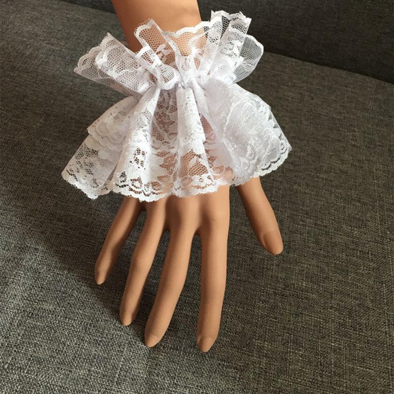 Lolita Handschoenen met korte  - Cuff Bangle Bracelet recensie en prijs