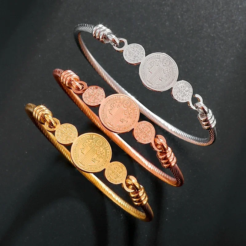 Rvs Saint Benito Kruis Armband - Al Ain Jewelry & Watches Exhibition 2025 recensie en prijs